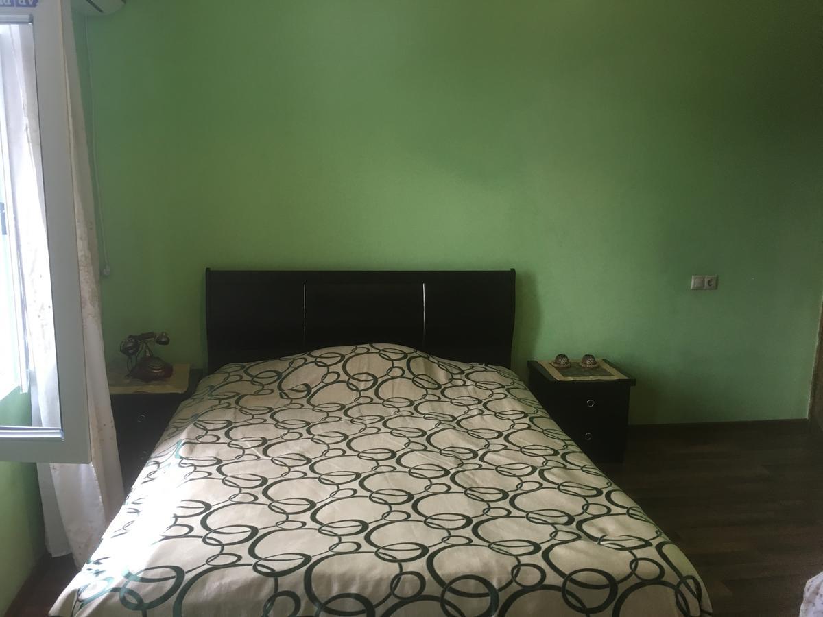 Duru'S Apartment With 3 Bedrooms Batumi Exterior photo